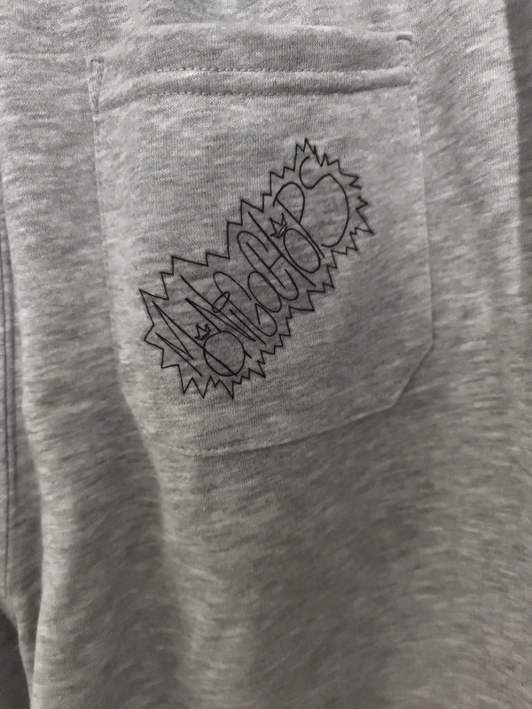 Pantalón corto gris M trasera